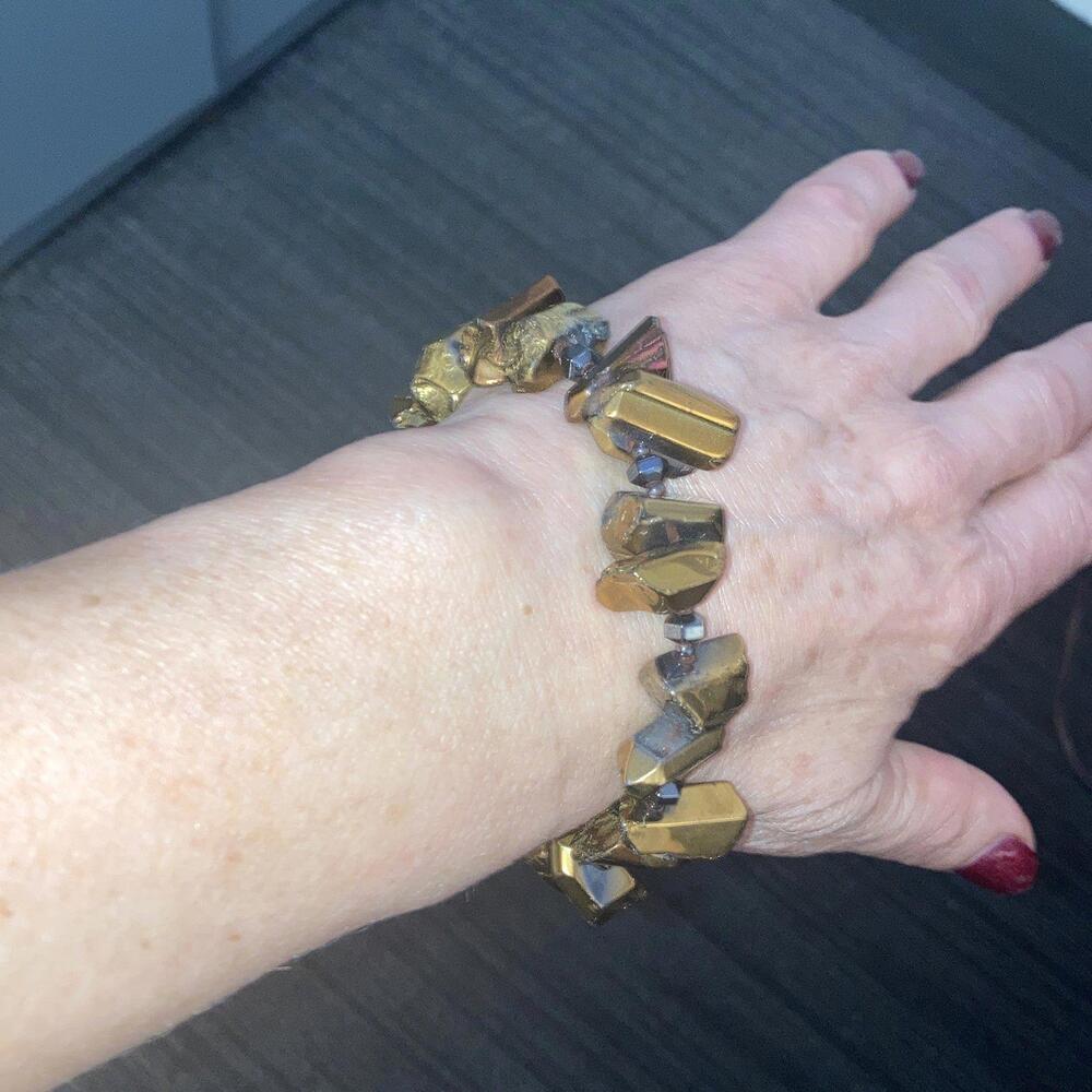Pyrite Golden Cluster Necklace and Bracelet Set - Picture 4 of 7